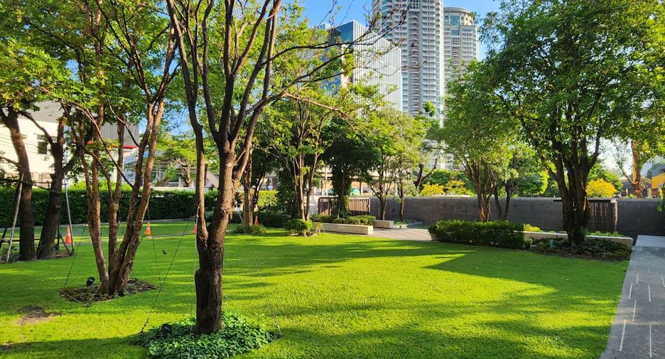 For rent and for sale 1 bed condo in Sathon, Bangkok