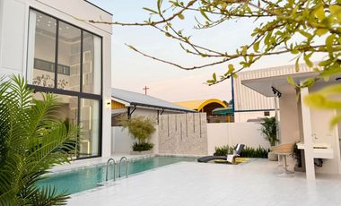For sale 5 ベッドルーム house in Bang Lamung, Chonburi