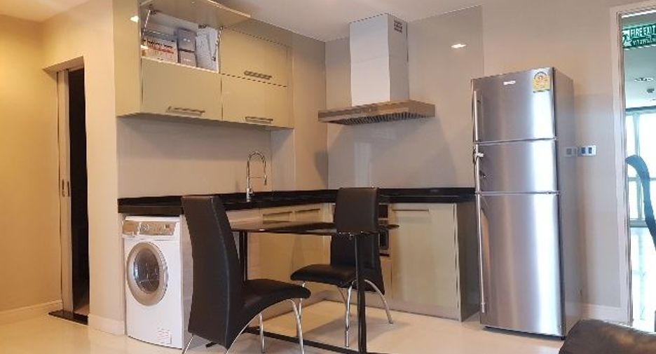 À vendre 1 chambre condo à Khlong Toei, Bangkok