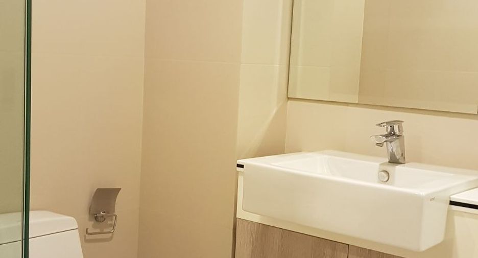 À vendre 1 chambre condo à Khlong Toei, Bangkok