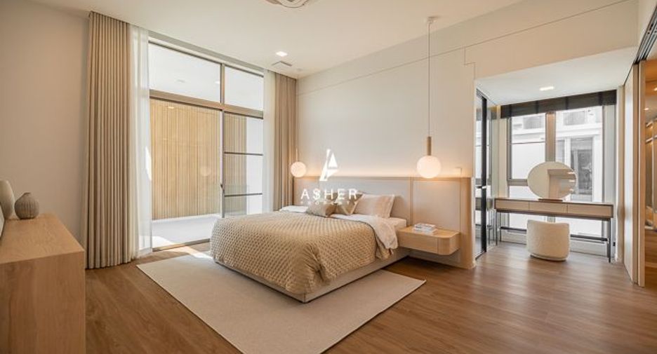 For rent 3 bedrooms house in Saphan Sung, Bangkok