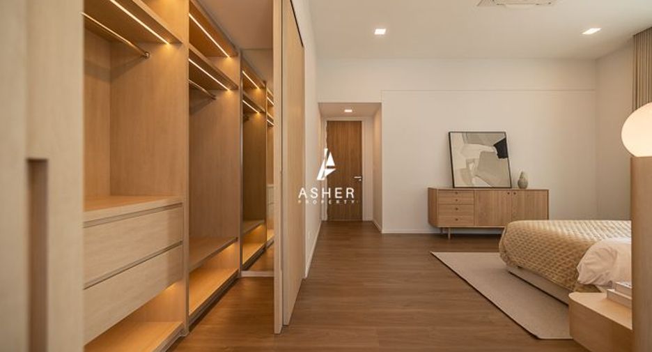 For rent 3 bedrooms house in Saphan Sung, Bangkok