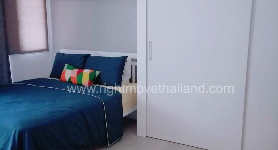 For rent and for sale 3 bedrooms townhouse in Watthana, Bangkok