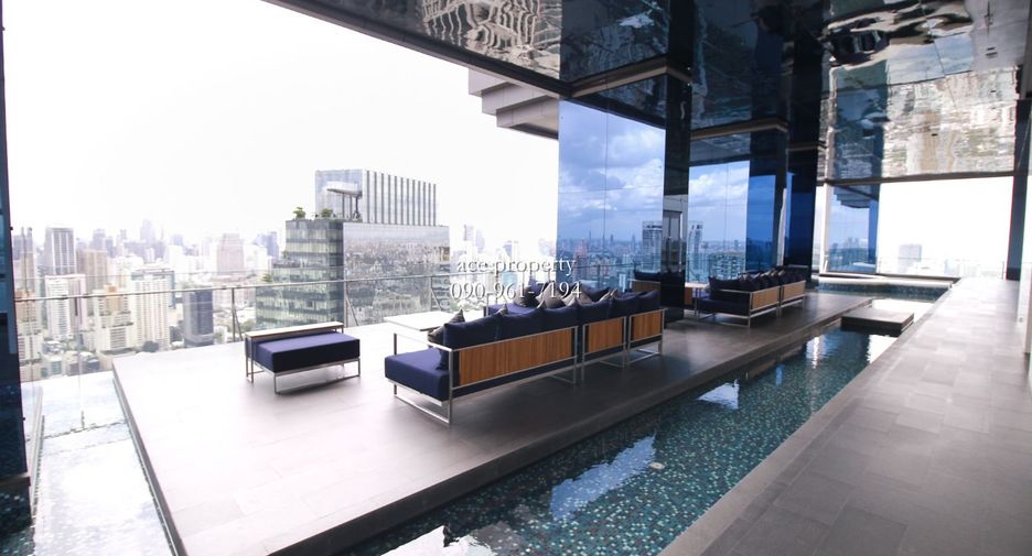 Condo en venta de 3 habitaciones en Khlong Toei, Bangkok