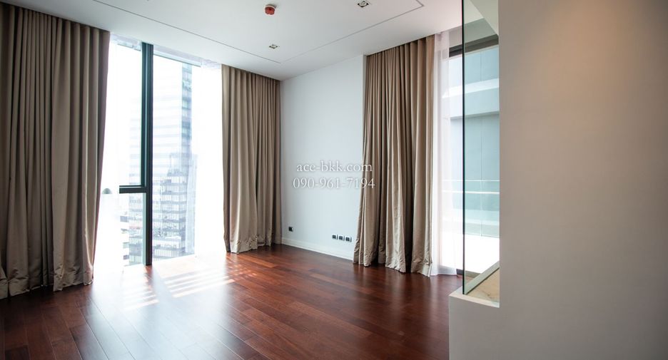 Condo en venta de 3 habitaciones en Khlong Toei, Bangkok