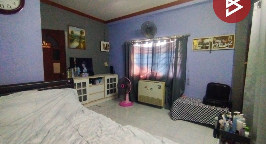 For sale 4 Beds house in Nakhon Chai Si, Nakhon Pathom