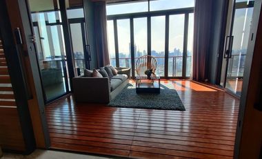 Condo en alquiler de 3 habitaciones en Watthana, Bangkok