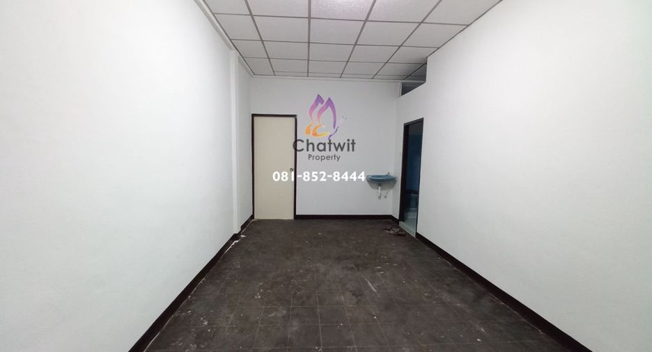 Продажа 2 спальни таунхаус в Mueang Samut Prakan, Самутпракан