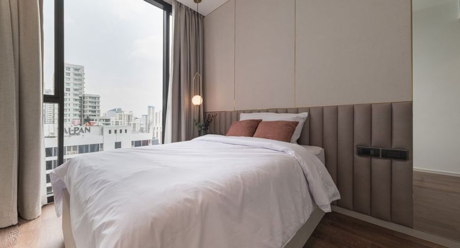 For rent 2 bedrooms condo in Khlong Toei, Bangkok