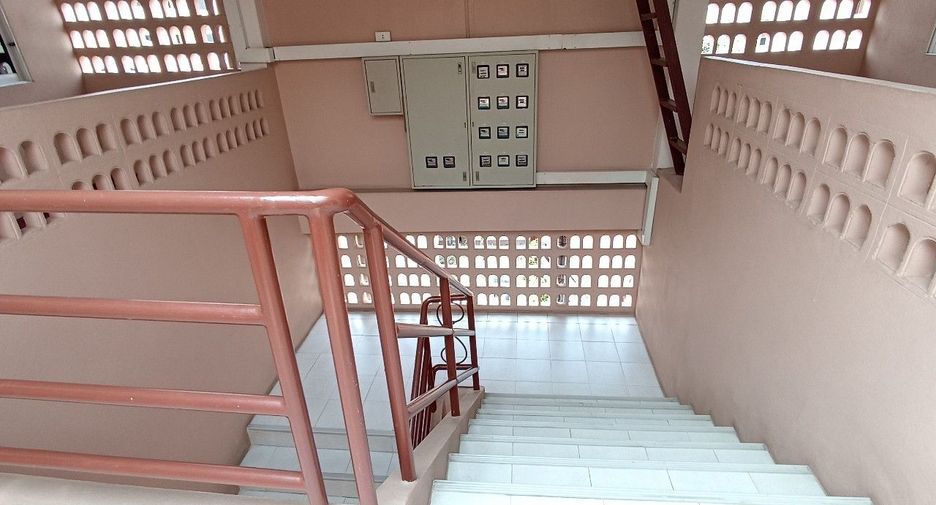 For sale 74 bed serviced apartment in South Pattaya, Pattaya