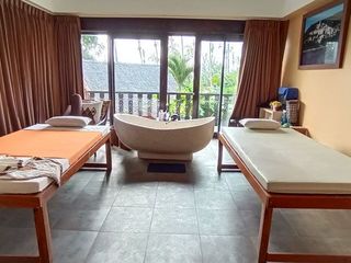 For sale 40 bed hotel in Ko Pha-ngan, Surat Thani