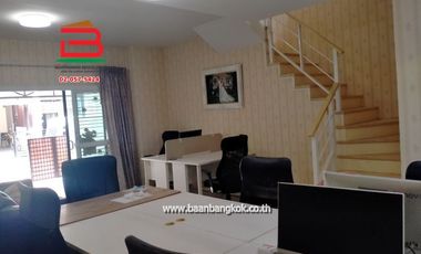 For sale 3 bedrooms townhouse in Prawet, Bangkok