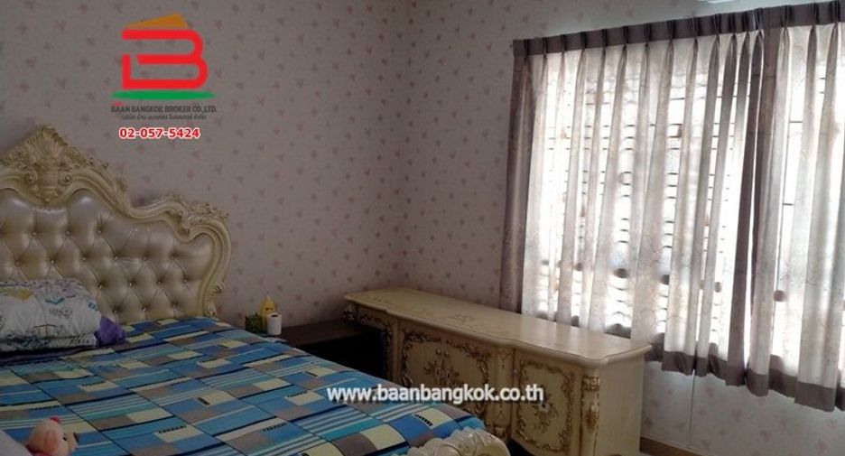 For sale 3 bedrooms townhouse in Prawet, Bangkok