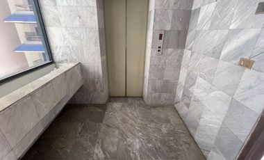 For sale 4 bedrooms condo in Watthana, Bangkok