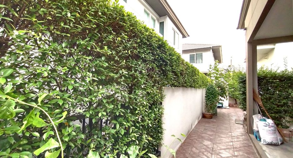 Haus zum Kauf mit 4 Zimmer in Sai Mai, Bangkok