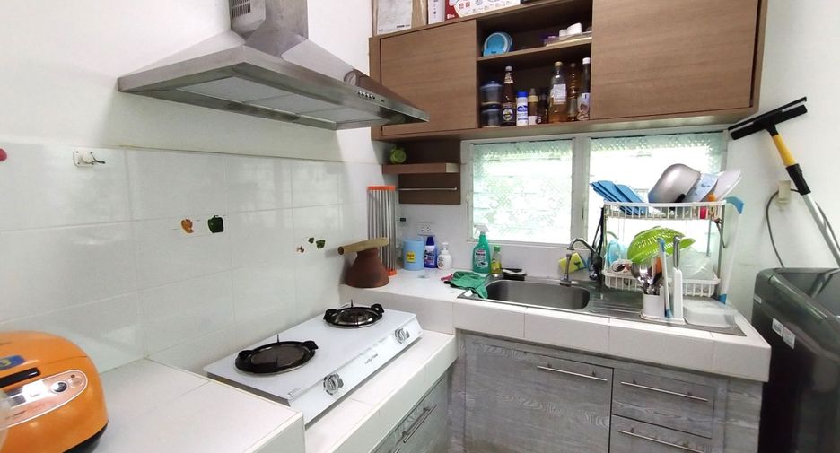 Haus zum Kauf mit 4 Zimmer in Sai Mai, Bangkok
