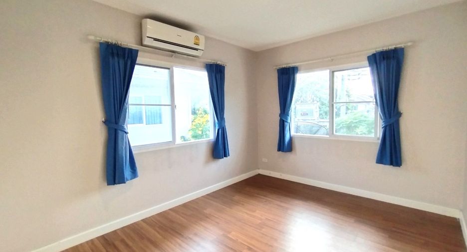 Haus zum Kauf mit 4 Zimmer in Sai Mai, Bangkok