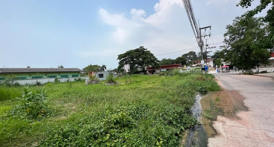 À vendre terrain à Si Racha, Chonburi