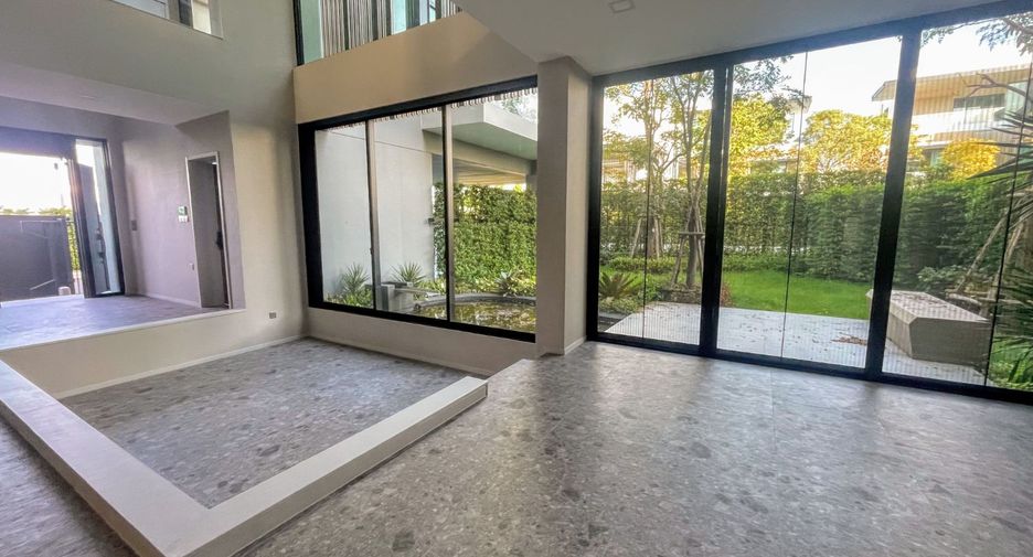Haus zum Kauf mit 4 Zimmer in Saphan Sung, Bangkok