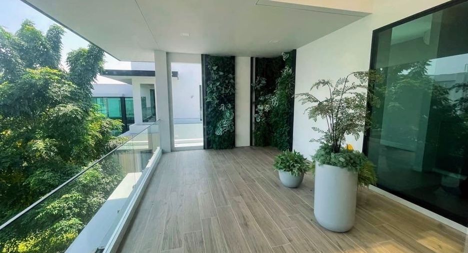 Haus zum Kauf mit 4 Zimmer in Saphan Sung, Bangkok