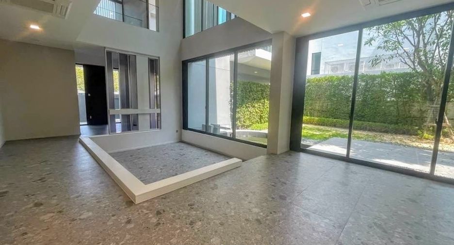 Haus zum Kauf mit 4 Zimmer in Saphan Sung, Bangkok