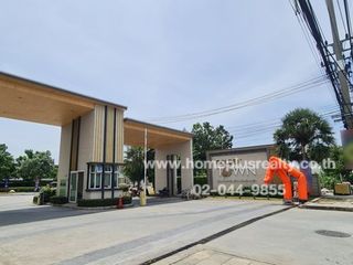 For sale 4 bedrooms townhouse in Sai Noi, Nonthaburi