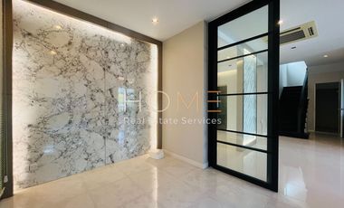 Casa en venta de 4 habitaciones en Bueng Kum, Bangkok