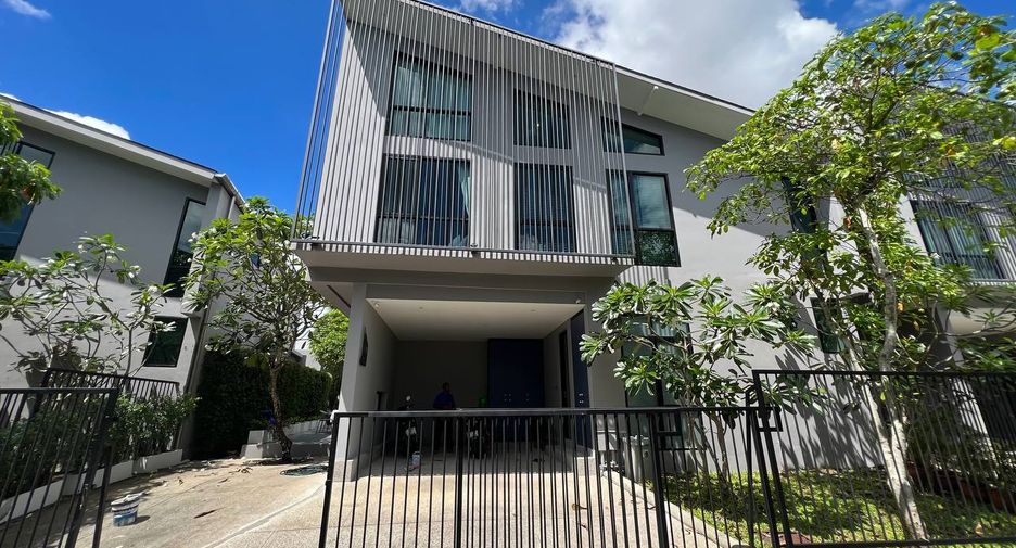For sale 3 bedrooms villa in Thalang, Phuket