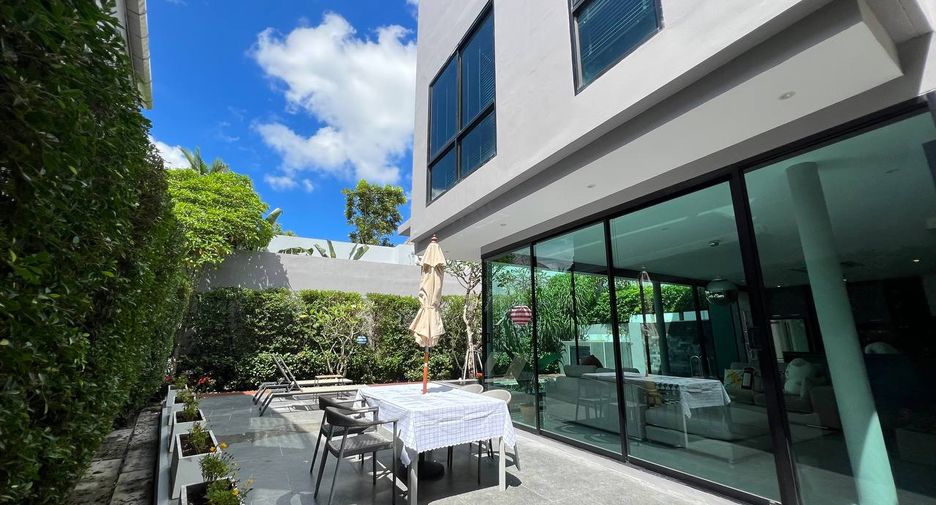 For sale 3 bedrooms villa in Thalang, Phuket