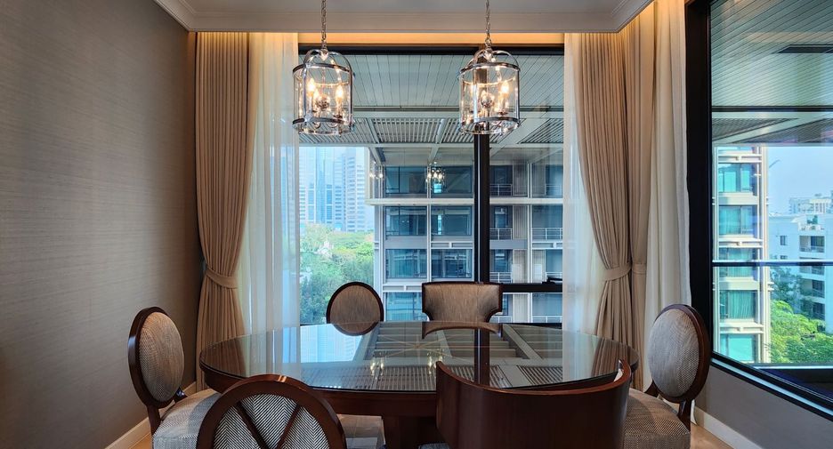 À louer et à vendre 2 chambres condo à Pathum Wan, Bangkok