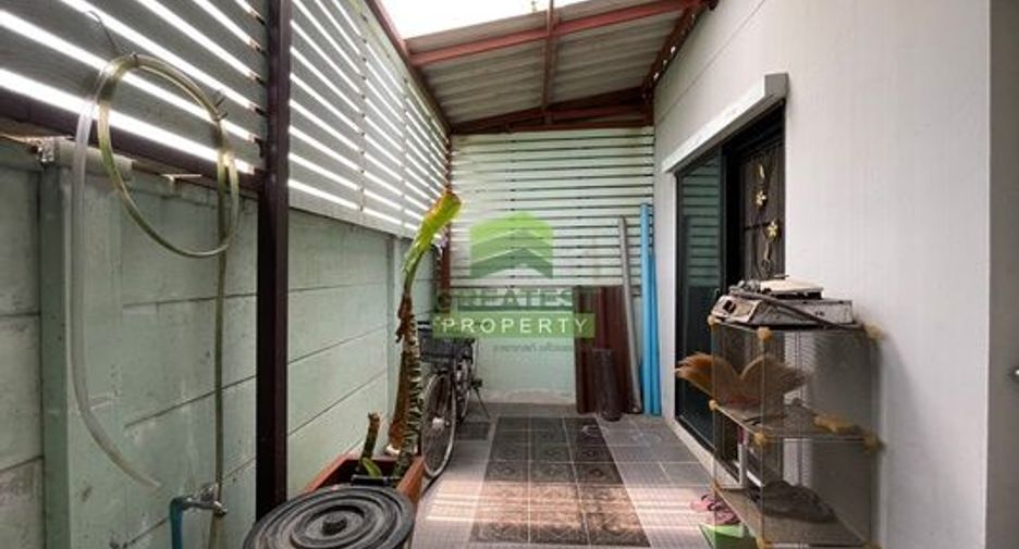 For sale 3 bedrooms townhouse in Lam Luk Ka, Pathum Thani