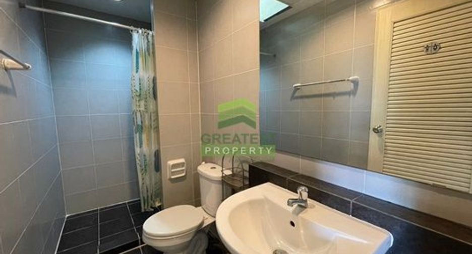 For sale 3 bedrooms townhouse in Lam Luk Ka, Pathum Thani