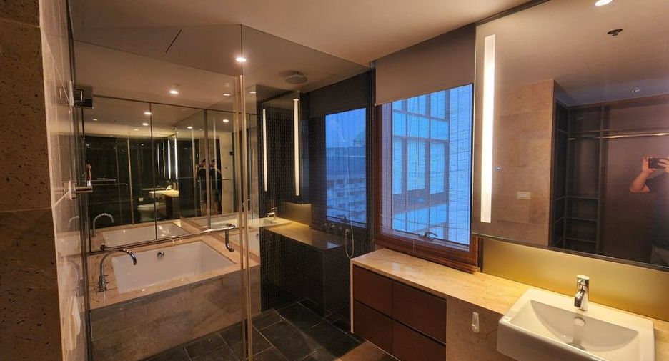 Serviced Apartment zur Miete mit 2 Zimmer in Pathum Wan, Bangkok