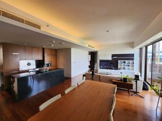 For rent 2 bed serviced apartment in Pathum Wan, Bangkok