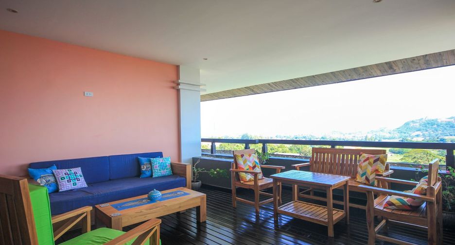 For sale 3 bed apartment in Hua Hin, Prachuap Khiri Khan