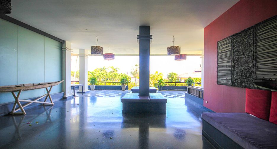 For sale 3 bed apartment in Hua Hin, Prachuap Khiri Khan