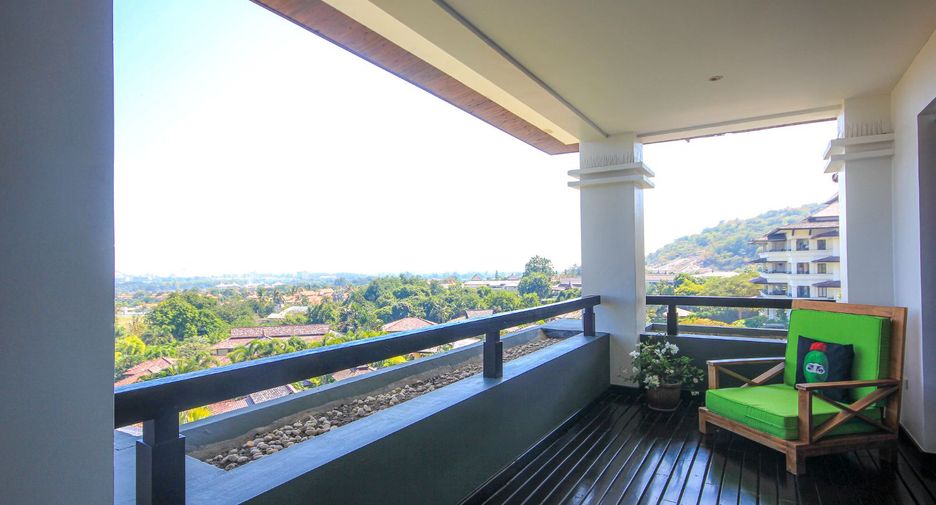 For sale 3 bed apartment in Hua Hin, Prachuap Khiri Khan