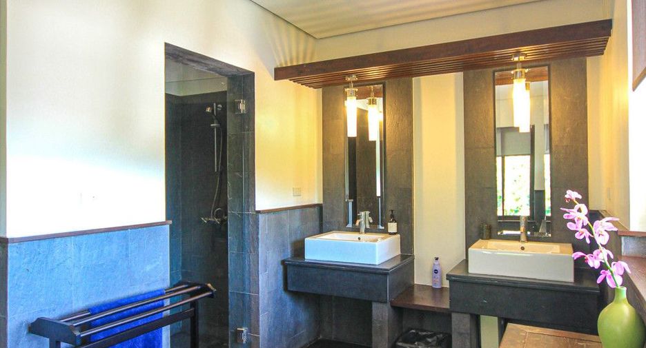 For sale 3 bed apartment in Hua Hin, Prachuap Khiri Khan