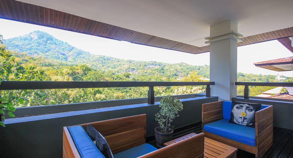 For sale 3 bed apartment in Hua Hin, Prachuap Khiri Khan
