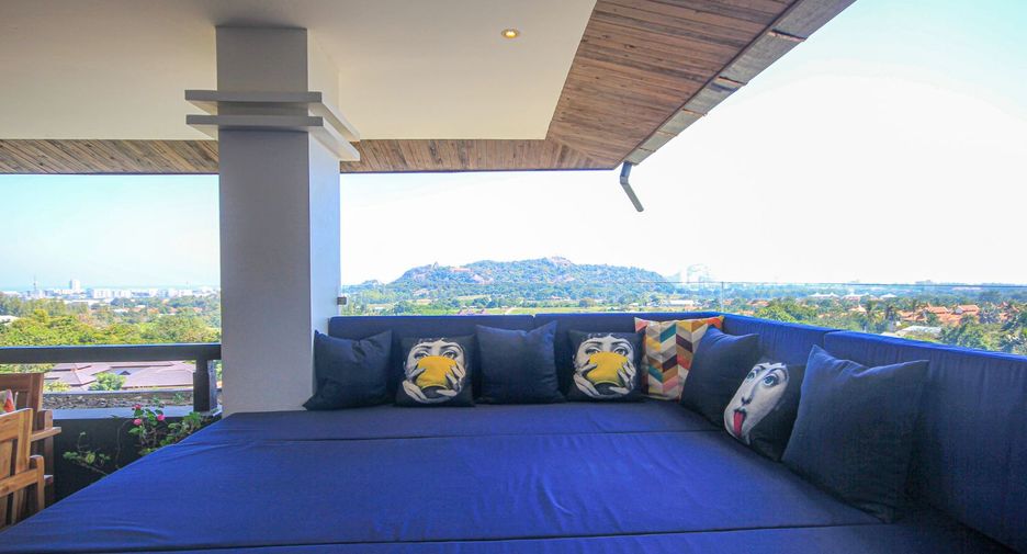 For sale 3 bed apartment in Hua Hin, Prachuap Khiri Khan