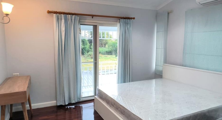 For rent 3 bedrooms house in Mueang Chiang Mai, Chiang Mai