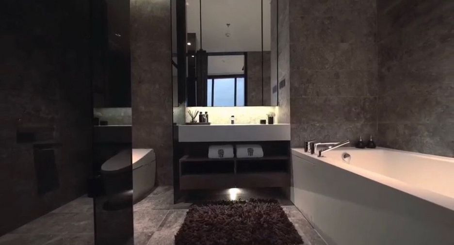 For sale 1 bed condo in Khlong San, Bangkok
