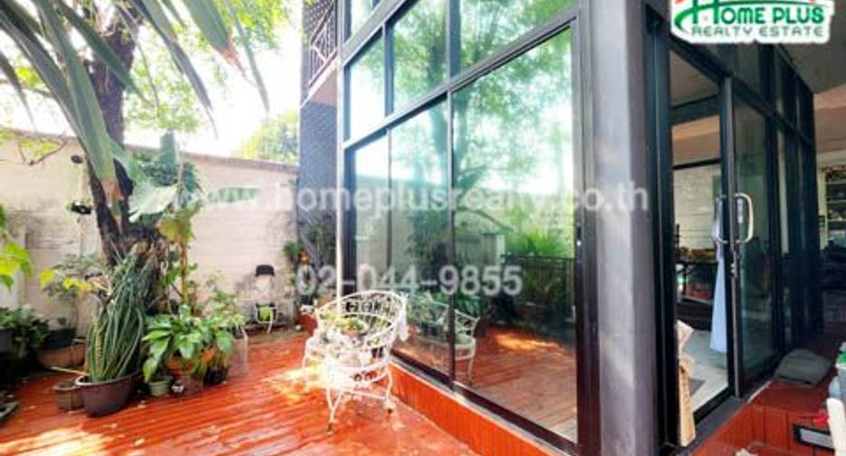 À vendre 4 chambres maison à Bang Kruai, Nonthaburi