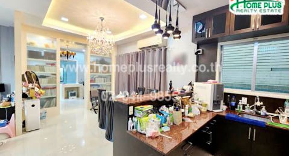 À vendre 4 chambres maison à Bang Kruai, Nonthaburi