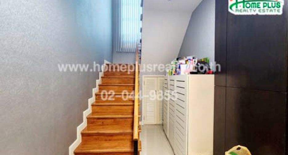 À vendre 4 chambres maison à Bang Kruai, Nonthaburi