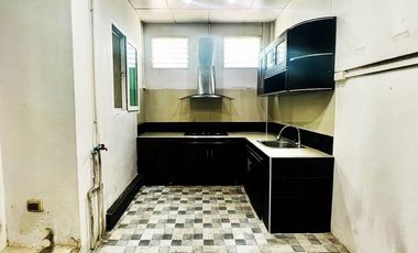 For sale 3 ベッドルーム townhouse in Lat Phrao, Bangkok