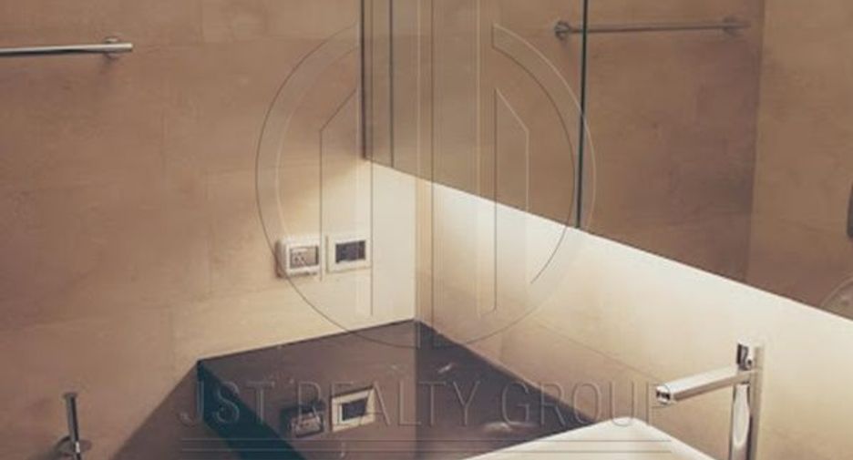 For rent and for sale 1 bed condo in Sathon, Bangkok