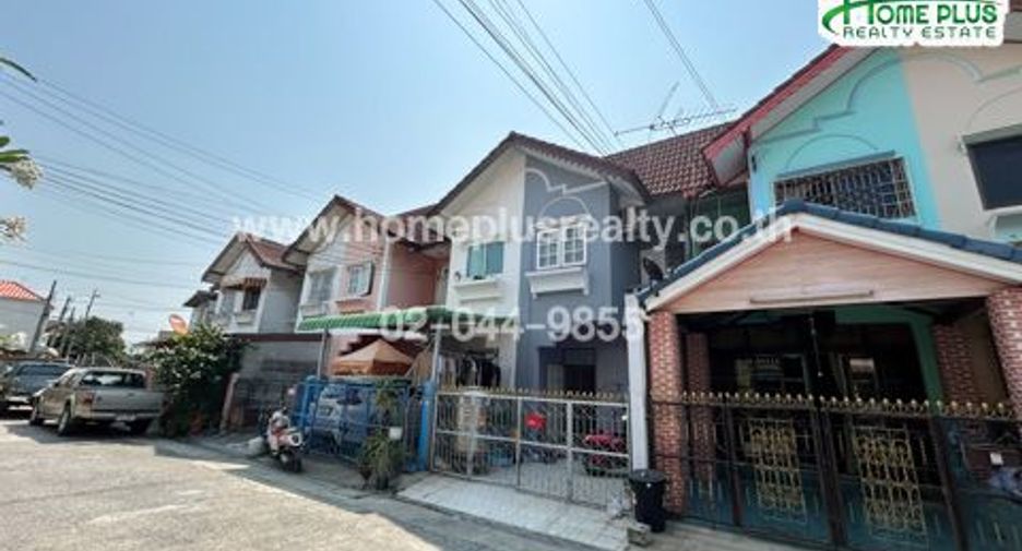 For sale 2 Beds townhouse in Bang Khen, Bangkok