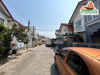 出售 2 卧室 联排别墅 在 Bang Khen, 曼谷