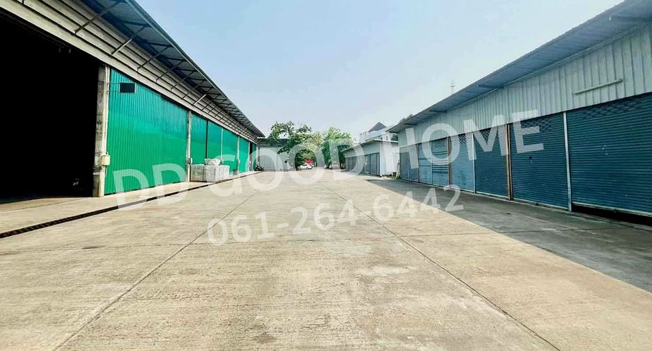 For rent 10 bedrooms warehouse in Mueang Chiang Mai, Chiang Mai